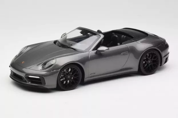 Minichamps Porsche 911 992 Carrera 4 Gts Cabriolet 2020 1:18 155063031